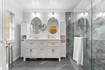 2 Spring Court, Huntington, NY 11743 - Photo 23