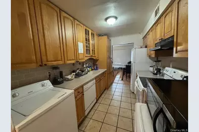 227 Hill Rise, Calverton, NY 11933 - Photo 11