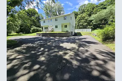 1433 Route 208, Washingtonville, NY 10992 - Photo 3