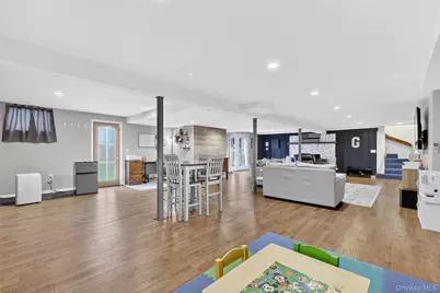 8 Ridge Road, Wallkill, NY 12589 - Photo 35