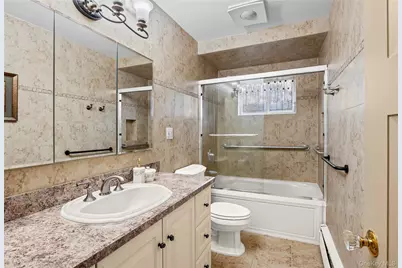 2476 Florin Court, Bellmore, NY 11710 - Photo 13