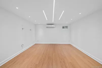 20 Whistler Road, Scarsdale, NY 10583 - Photo 37