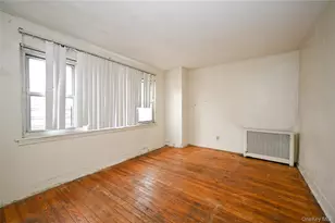 94-28 209th St, Queens Village, NY 11428 - Photo 17