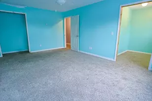 259 Kingston Ave, Wurtsboro, NY 12790 - Photo 17