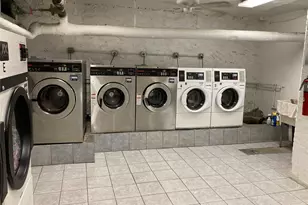 2166 Bronx Pk E, Bronx, NY 10462 - Photo 17