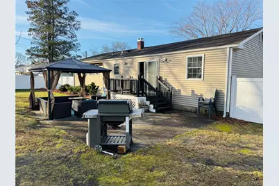 407 Tree Road, South Setauket, NY 11720 - Photo 23