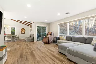 16 Highclere Ln, Valhalla, NY 10595 - Photo 3