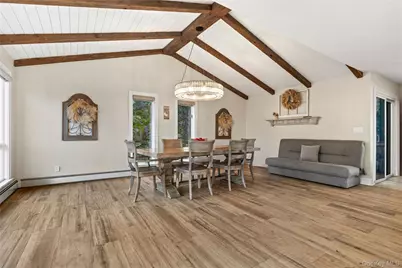 16 Highclere Lane #A, Valhalla, NY 10595 - Photo 5