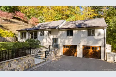 16 Highclere Lane #A, Valhalla, NY 10595 - Photo 1