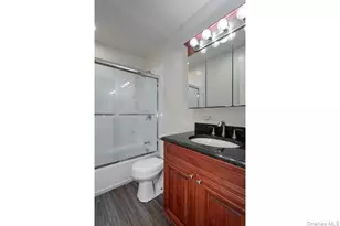 76 Mount Vernon Ave, Patchogue, NY 11772 - Photo 11