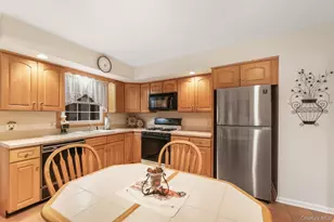 15 Marget Ann Ln, Montebello, NY 10901 - Photo 5