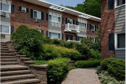 425 Main Street #425-B, Northport, NY 11768 - Photo 1