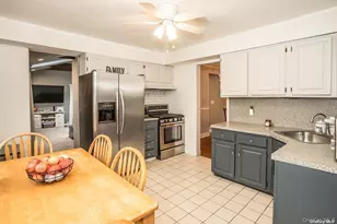 2 Elm Pl, Glen Head, NY 11545 - Photo 11