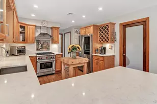 181 Landing Ln, Calverton, NY 11933 - Photo 11