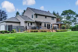 181 Landing Ln, Calverton, NY 11933 - Photo 29