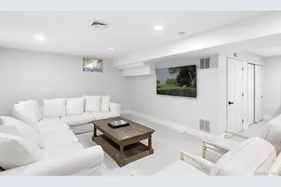 6 James Street, East Hampton, NY 11937 - Photo 11