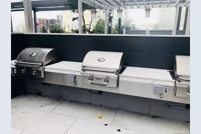 131-03 40 Road #8J, Flushing, NY 11354 - Photo 19