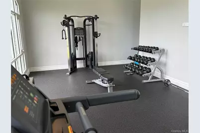 138 Weatherby Lane, Central Islip, NY 11722 - Photo 21