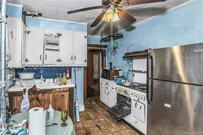 41 W Fulton Avenue, Roosevelt, NY 11575 - Photo 11