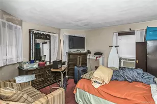 41 W Fulton Ave, Roosevelt, NY 11575 - Photo 17