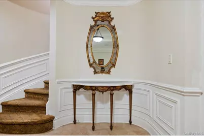 24 Beechwood Drive, Lawrence, NY 11559 - Photo 11