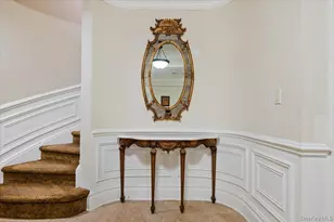 24 Beechwood Dr, Lawrence, NY 11559 - Photo 11