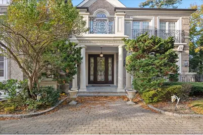 24 Beechwood Drive, Lawrence, NY 11559 - Photo 3