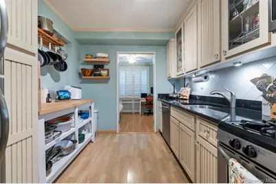 700 Shore Road #7Y, Long Beach, NY 11561 - Photo 17