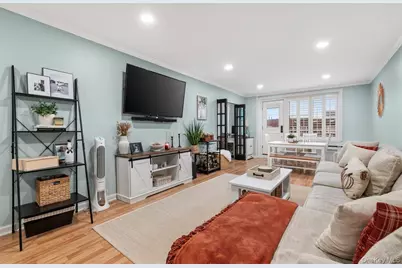 700 Shore Road #7Y, Long Beach, NY 11561 - Photo 3