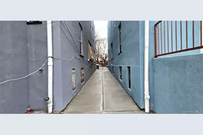 537 Miller Avenue, Brooklyn, NY 11207 - Photo 43