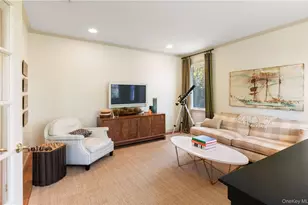 7 Stillwaters Ln, Westhampton Beach, NY 11978 - Photo 15