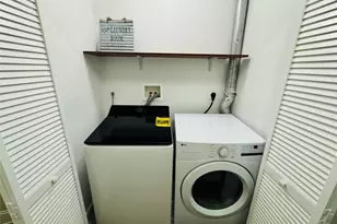 11 Elm St, Islip, NY 11751 - Photo 21