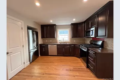 349 N 4th Street, Lindenhurst, NY 11757 - Photo 7