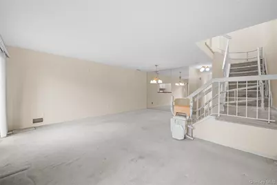 64 Stanford Court, Wantagh, NY 11793 - Photo 9