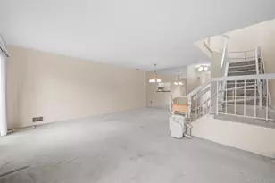 64 Stanford Ct, Wantagh, NY 11793 - Photo 9