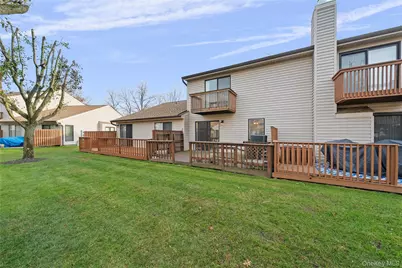 64 Stanford Court, Wantagh, NY 11793 - Photo 27