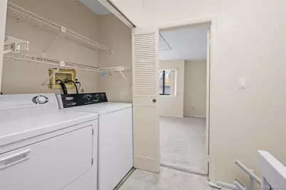 64 Stanford Court, Wantagh, NY 11793 - Photo 13