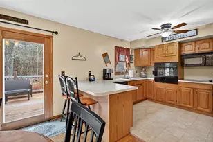 10 Carly Dr, Highland, NY 12528 - Photo 9