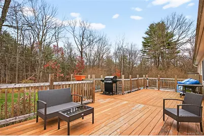 10 Carly Drive, Highland, NY 12528 - Photo 21