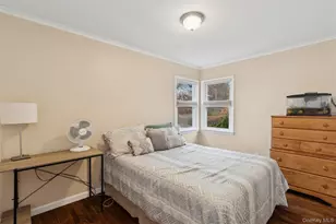 31 Amityville Rd, Sound Beach, NY 11789 - Photo 29