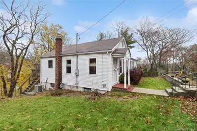 31 Amityville Road, Sound Beach, NY 11789 - Photo 7