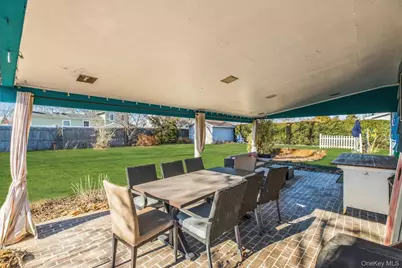 128 Wyandanch Road, Sayville, NY 11782 - Photo 23