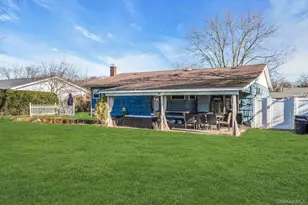 128 Wyandanch Rd, Sayville, NY 11782 - Photo 31