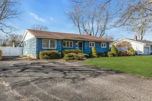 128 Wyandanch Rd, Sayville, NY 11782 - Photo 27