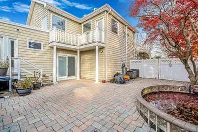 310 Terry Road, Smithtown, NY 11787 - Photo 31