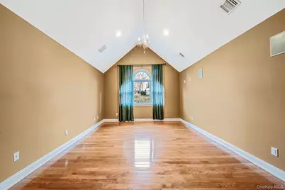 310 Terry Road, Smithtown, NY 11787 - Photo 21