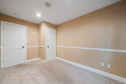 310 Terry Road, Smithtown, NY 11787 - Photo 19