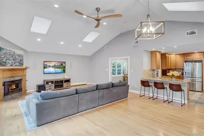 5 Robin Lane, Huntington, NY 11743 - Photo 17