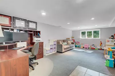 5 Robin Lane, Huntington, NY 11743 - Photo 25