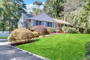 5 Robin Ln, Huntington, NY 11743 - Photo 3